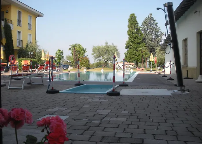 Hotel Mirabello